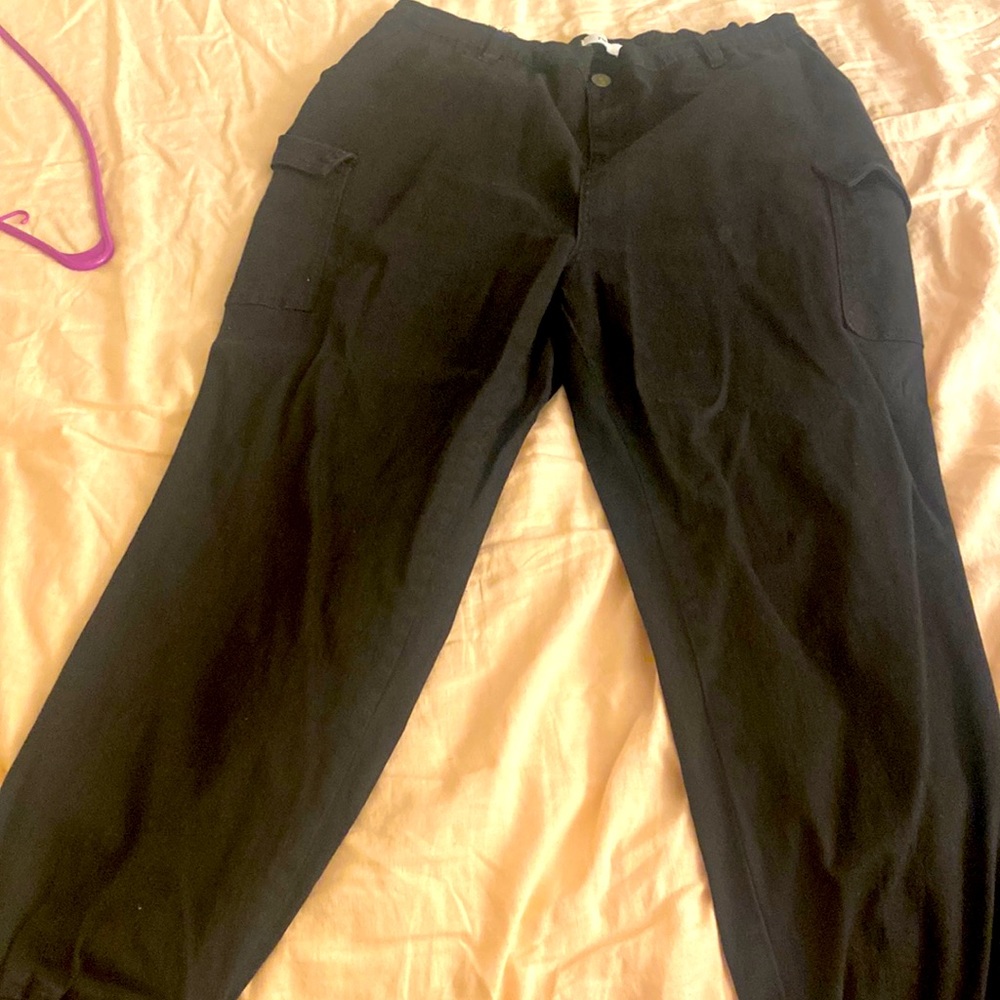 Cargo pair of pants